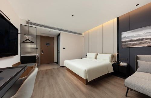 Wujiang Hotel | Atour Hotel Suzhou Canal Avenue Wujiang East Taihu Lake Scenic Area