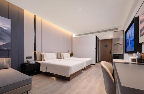 Yangtianlin Hotel | Atour Hotel Wenling Zeguo Lingyue Plaza