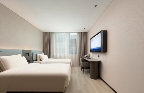 Wuchang Hotel | Atour Hotel Wuhan Hubei University Xudong