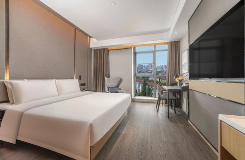 Xinwu District Hotel | Atour Hotel Wuxi New District Nanchan Temple Scenic Area