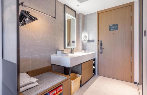 Chang'an District Hotel | Atour Hotel Xi'an High-tech ZTE Industrial Park