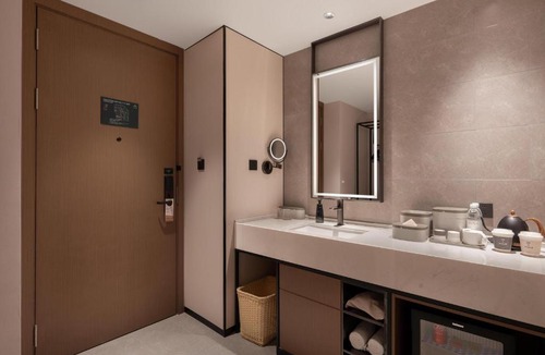 Weiyang Hotel | Atour Hotel Xi'an North Railway Station Hongqichang Subway Station