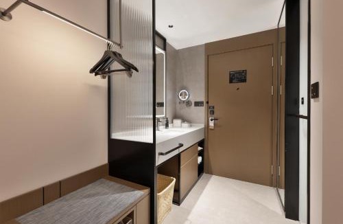 Weiyang Hotel | Atour Hotel Xi'an North Railway Station Changqing Road