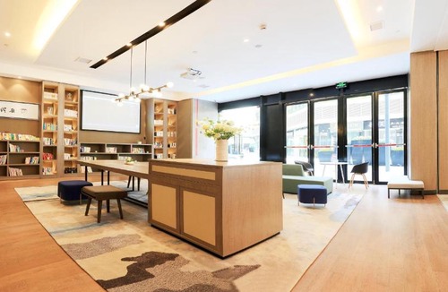 Weiyang Hotel | Atour Hotel Xi'an Xixian Vientiane City