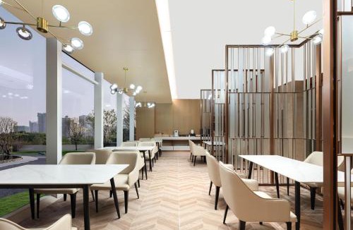 Qiancun Hotel | Atour Hotel Xiamen Wuyuanwan Wanda Plaza