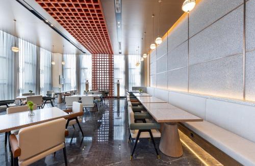 Qixia Hotel | Atour Hotel Yantai Bajiaowan University Town