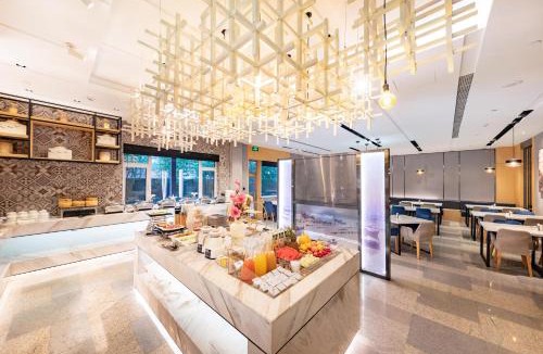 Laishan Hotel | Atour Hotel Yantai South Station Yingchun Street