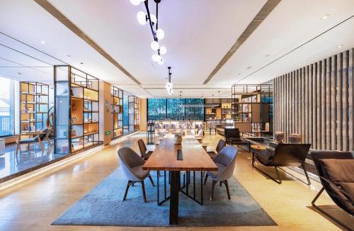 Laishan Hotel | Atour Hotel Yantai South Station Yingchun Street
