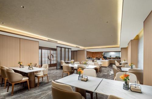Zhengdong New Area Hotel | Atour Hotel Zhengzhou Convention and Exhibition Center Shangdu Road