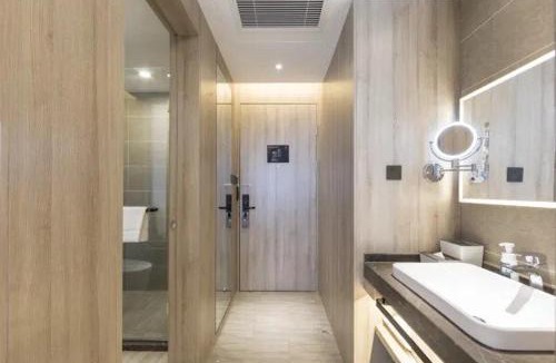 Huayuan Road Area Hotel | Atour Hotel Zhengzhou Jinshui Road, Henan Provincial People Hospital