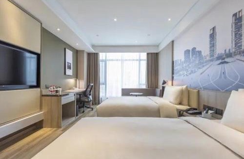 Huayuan Road Area Hotel | Atour Hotel Zhengzhou Jinshui Road, Henan Provincial People Hospital
