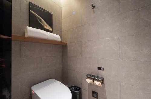 Huayuan Road Area Hotel | Atour Hotel Zhengzhou Manhattan Future Road