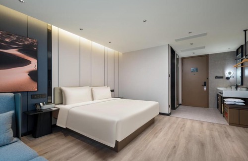 Dinghai Hotel | Atour Hotel Zhoushan New Town
