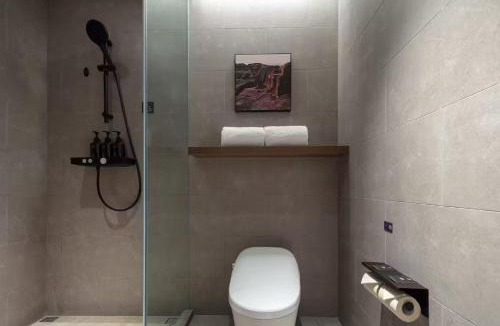 Daishan County Hotel | Atour Hotel Zhoushan Daishan Passenger Transport Center Changhe Road