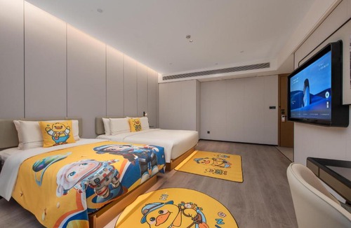 Xiangzhou District Hotel | Atour Hotel Zhuhai North Station Baolong City