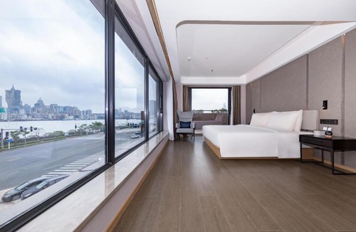 Xiangzhou District Hotel | Atour Hotel Zhuhai Wanchai Port Hengqin International Convention and Exhibition Center