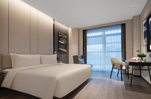Ziliujing District Hotel | Atour Hotel Zigong Huashang International City Summit Park
