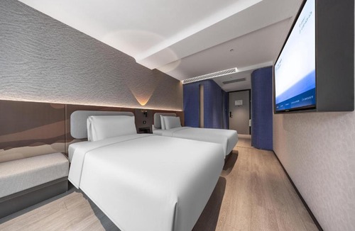North Chaoyang Hotel | Atour Light Hotel Beijing National Exhibition Center Yonghe Palace Guangximen Metro Station