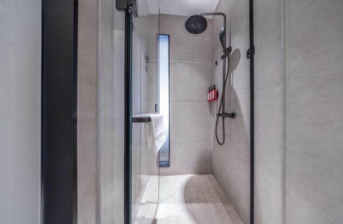 North Chaoyang Hotel | Atour Light Hotel Beijing National Exhibition Center Yonghe Palace Guangximen Metro Station