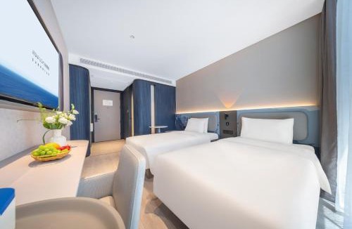 Jinniu Hotel | Atour Light Hotel Chengdu Kuanzhai Alley Fuqin Metro Station