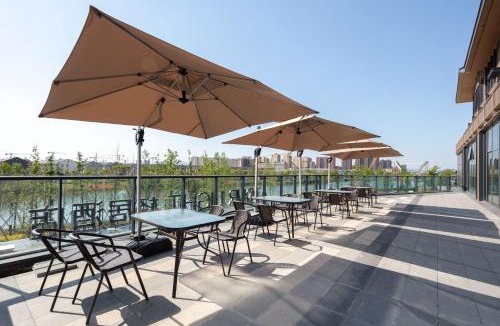 Cixi Hotel | Atour Light Hotel Cixi Sports Center Xinhefang