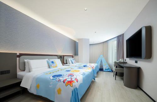 Dalian City Center Hotel | Atour Light Hotel Dalian Donggang Business District Music Fountain Square
