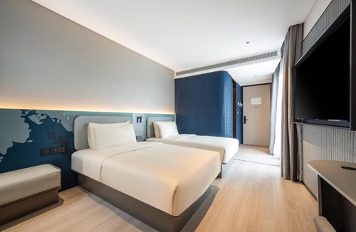 Panyu Hotel | Atour Light Hotel Guangzhou Panyu Hanxi Chime long Dashi Metro Pazhou Exhibition
