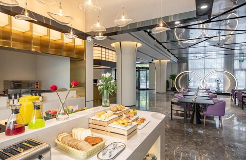 Bijiashan Subdistrict Hotel | Atour Light Hotel Hefei Government Affairs Swan Lake