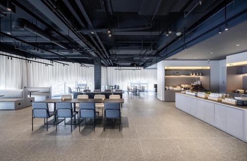 Yu Hua Tai Hotel | Atour Light Hotel Nanjing South Railway Station North Square