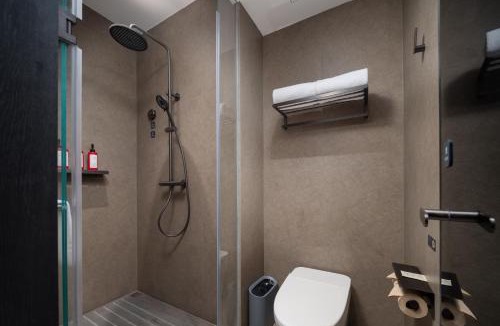 Yaohai Hotel | Atour Light Hotel North Square of Hefei Railway Station