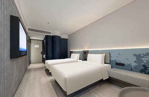 Jiading Hotel | Atour Light Hotel Shanghai Jiading Pingcheng Road
