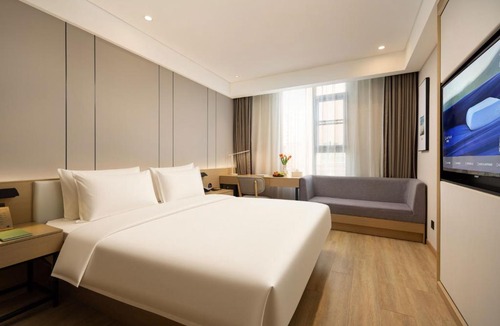 Wuchang Hotel | Atour Light Hotel (Wuhan Wuchang Railway Station)