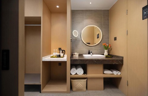 Wuchang Hotel | Atour Light Hotel (Wuhan Wuchang Railway Station)
