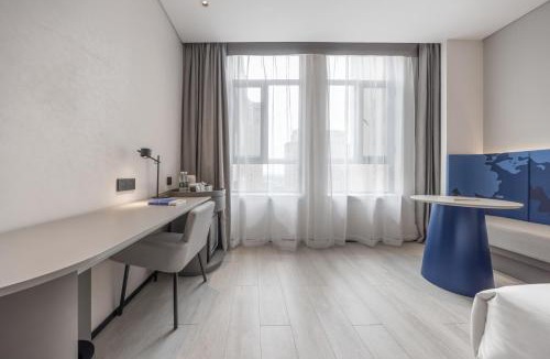 Yining Hotel | Atour Light Hotel Yining State Museum Culture Road