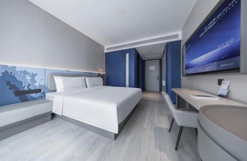 Xiangzhou District Hotel | Atour Light Hotel Zhuhai Xiangzhou Mingzhu Station