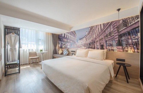 Siming Hotel | Atour Light Xiamen Railway Station