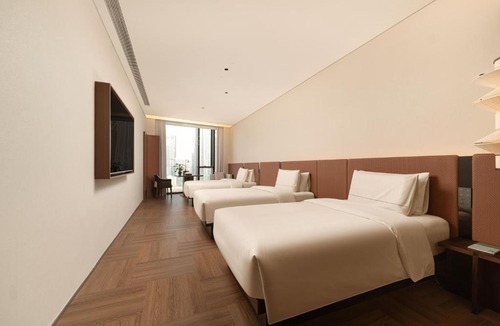 Pazhou Residential District Hotel | Atour S Hotel Guangzhou Tower Pazhou Convention and Exhibition Center