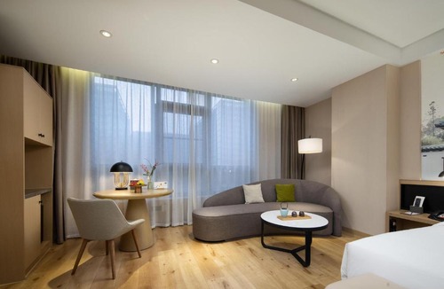 Yuhang District Hotel | Atour S Hotel Hangzhou Future Tech City