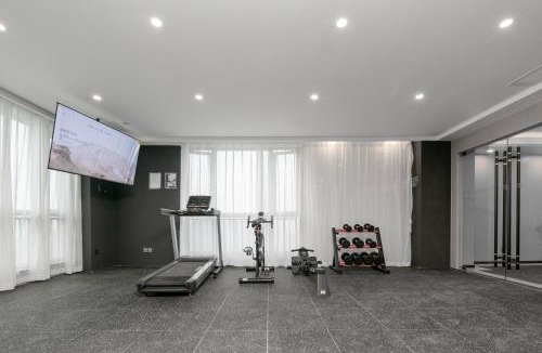 Longquanyi Hotel | Atour X Hotel Chengdu Longquan Automobile City