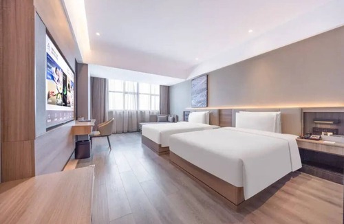 Huadu Hotel | Atour X Hotel Guangzhou Baiyun International Airport North Branch
