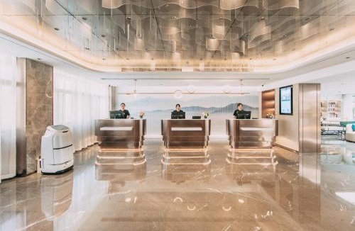 Lianhua Community Hotel | Atour X Hotel Hefei Zhengda Plaza Prosperous Avenue