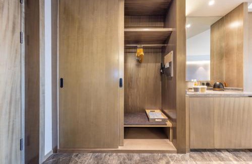 Pukou Hotel | Atour X Hotel Nanjing Jiangbei International Health City