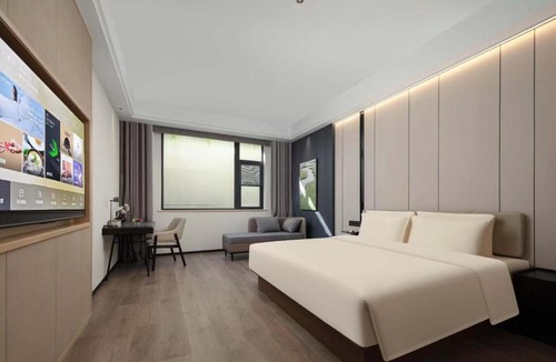 Zhenhai District Hotel | Atour X Hotel Ningbo Zhenhaizhuang Avenue