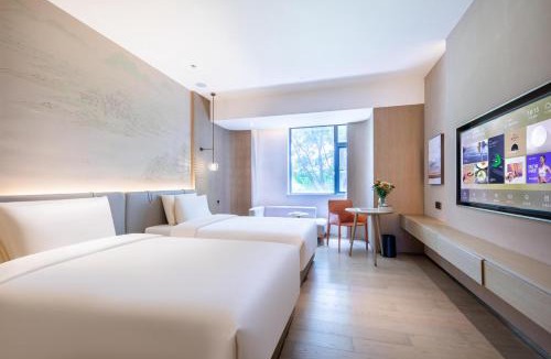 Jinshan Hotel | Atour X Hotel Shanghai Jinshan Wanda Plaza City Beach