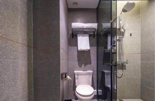 Jinshan Hotel | Atour X Hotel Shanghai Jinshan Wanda Plaza City Beach