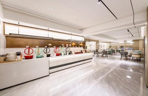 Shen He Hotel | Atour X Hotel Shenyang North Station South Square