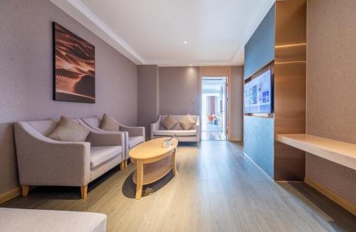 Longhua District Hotel | Atour X Hotel Shenzhen Guanlan Shanshui Pastoral