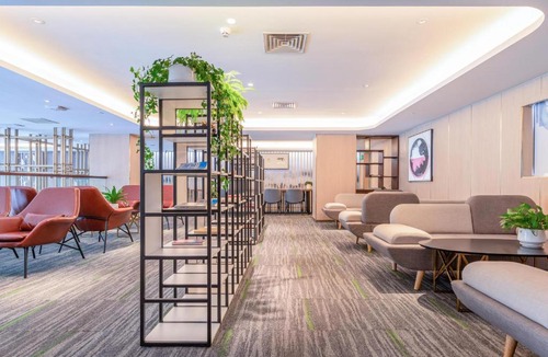 Longhua District Hotel | Atour X Hotel Shenzhen Longhua Dalang Commercial Center