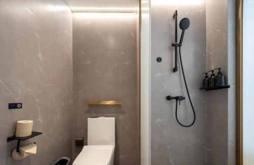 Jinshui District Hotel | Atour X Hotel Zhengzhou Provincial Museum Beach Temple Metro Station