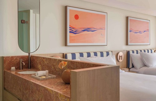 Mooloolaba Hotel | Avani Mooloolaba Beach Hotel